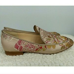Nine West Xena Nude Floral Tapestry Loafer Slip On